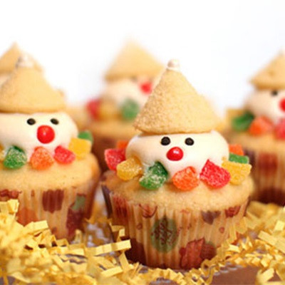 Bánh Cupcake Người Tuyết Thơm Ngon Ở Nhà