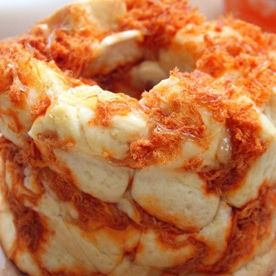 Bánh Mì Nhân Chà Bông Đơn Giản Thơm Ngon