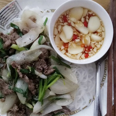 Bò Xào Bún Tươi Hấp Dẫn Đổi Vị Mời Cả Nhà