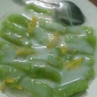 Bánh Đúc Ngọt Lá Dứa Ngọt Mát Cho Ngày Hè